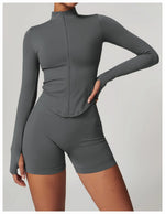 Load image into Gallery viewer, Seamless Contour Yoga Top With Zippered Long Sleeve
