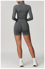 Load image into Gallery viewer, Seamless Contour Performance Fabric Two Piece Yoga Set
