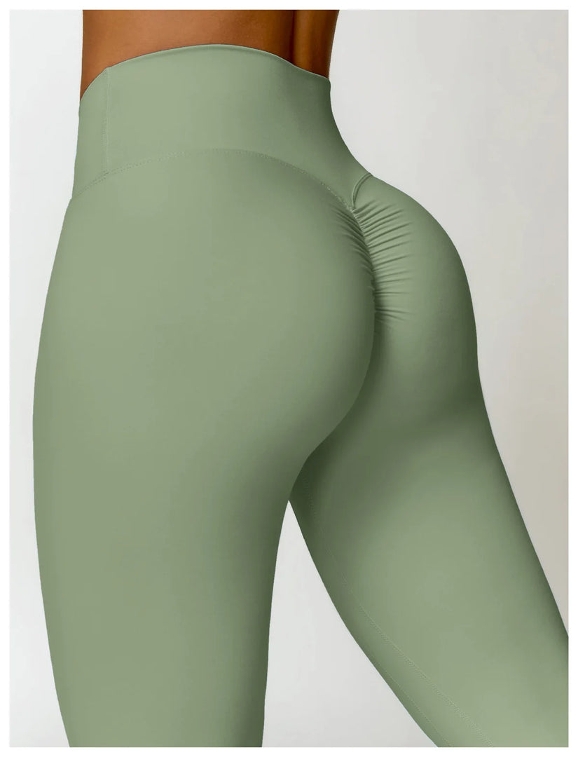 Seamless Two Piece Yoga Set Contour Silhouette Leggings