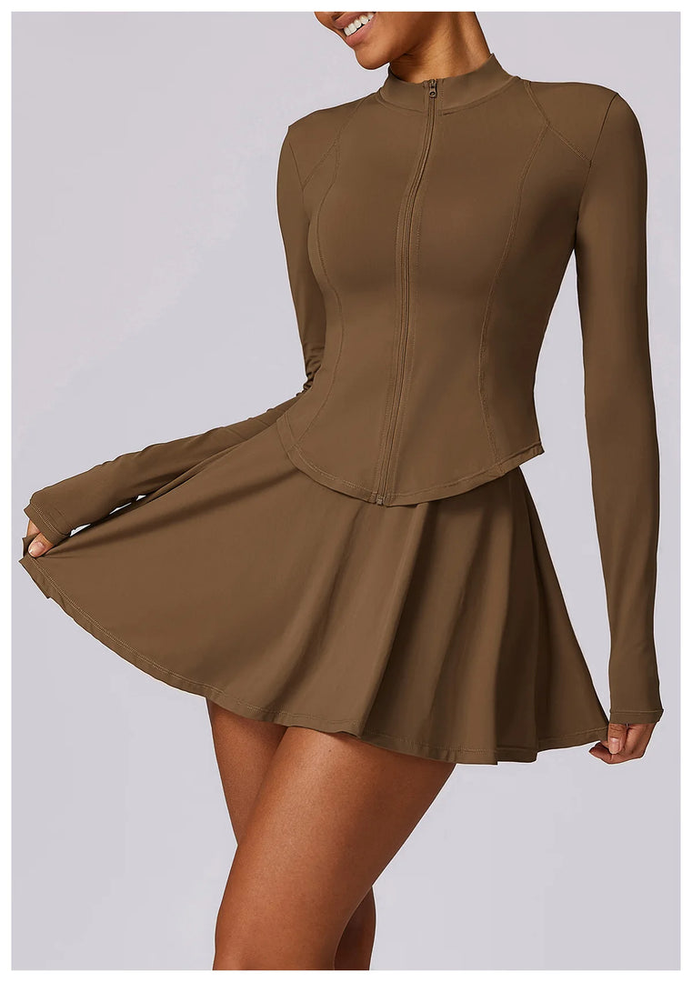 Luxurious Contoured Yoga Set Zippered Front Seamless Nylon