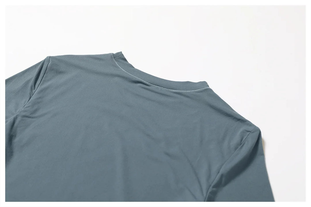 Breathable Seamless Contour Long Sleeve Top Performance