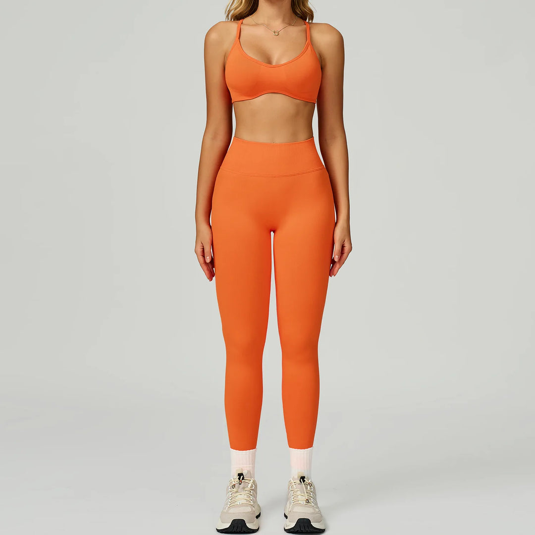 Seamless Contour 2-Piece Contemporary Yoga Set Breathable