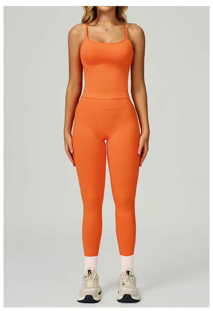 Seamless Contour 2-Piece Contemporary Yoga Set Breathable