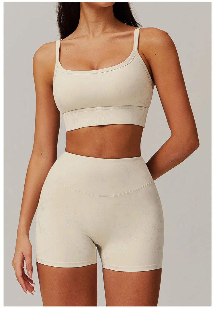 Contoured Seamless Push Up Top Breathable Performance