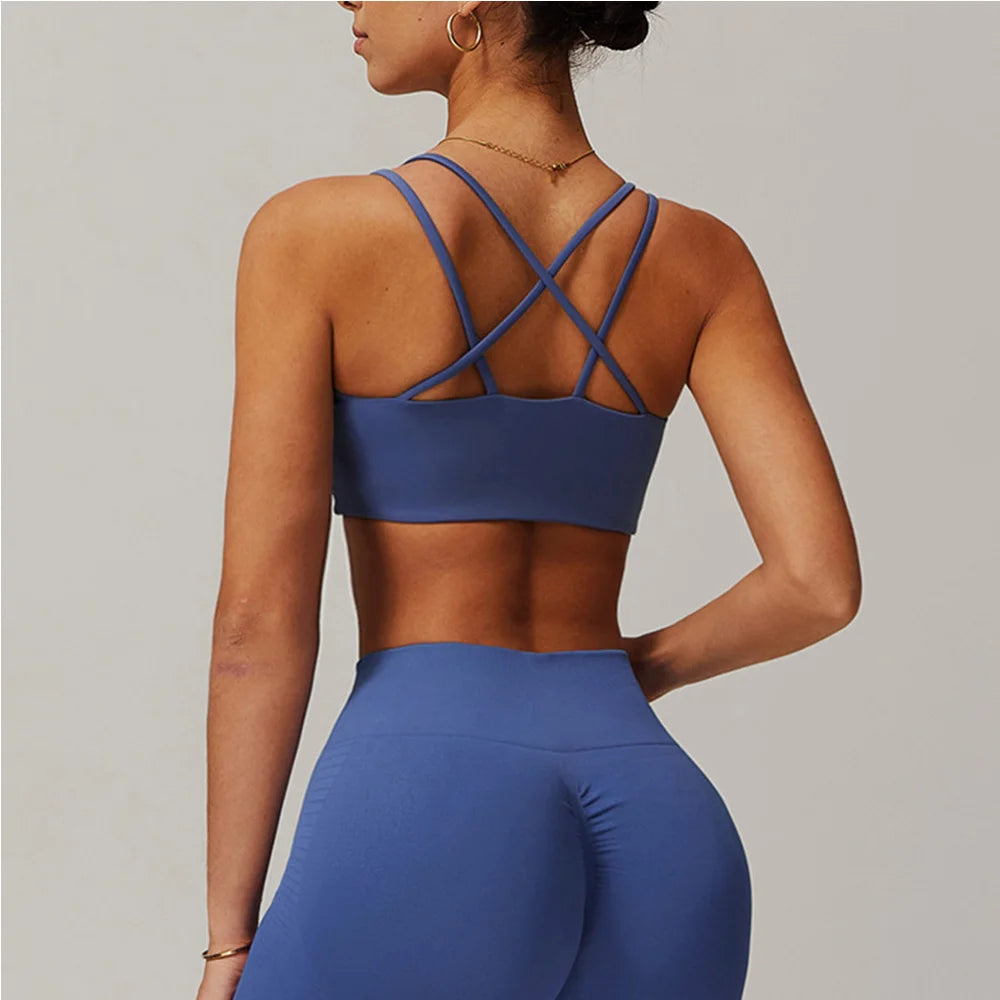 Premium Contoured Seamless Cross Back Performance Bra Pad