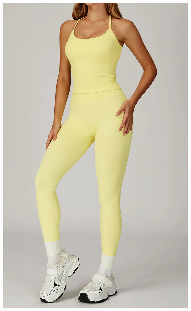 Seamless Contour Two Piece Yoga Set for Performance