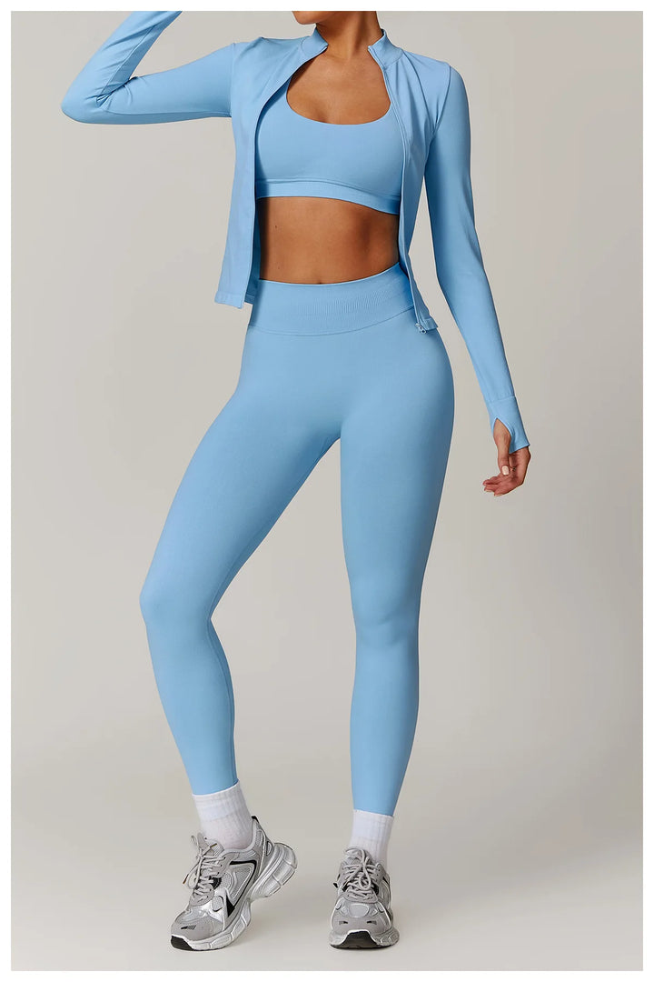Seamless Contour Performance Yoga Ensemble