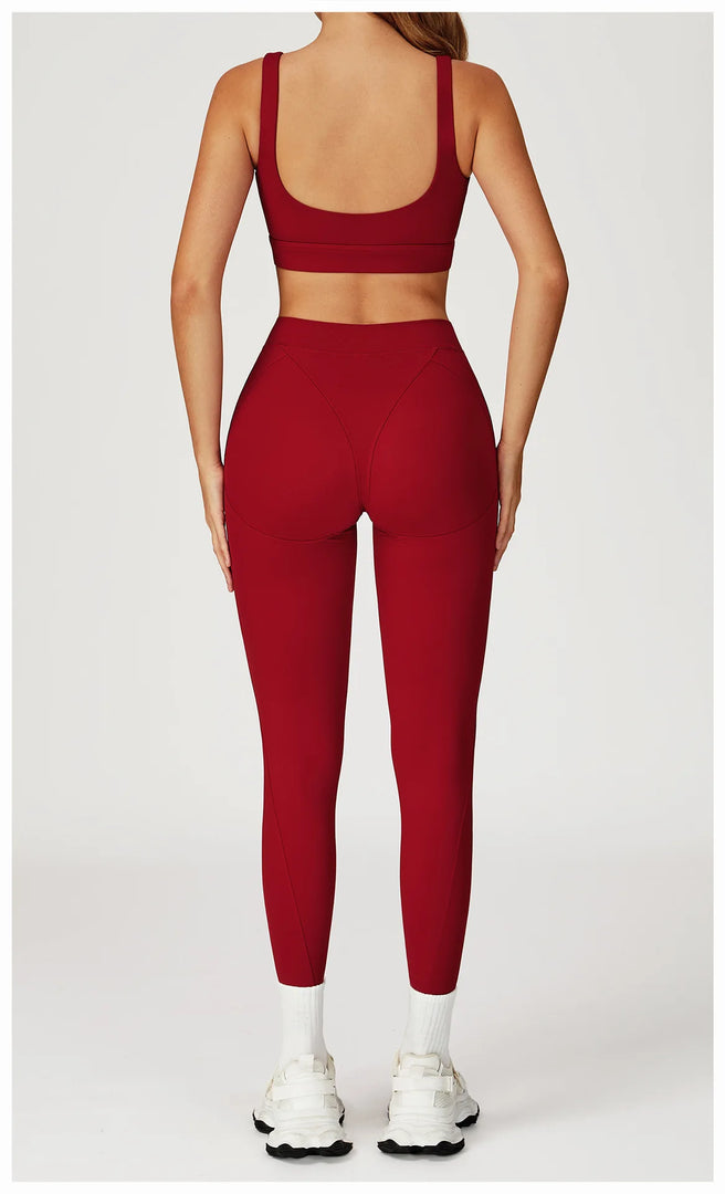 Two-Piece Contoured Breathable Yoga Set Leggings Silhouette