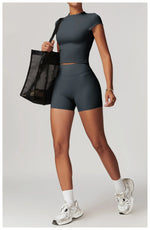 Load image into Gallery viewer, Performance Contoured Seamless Yoga Shirt Quick Dry
