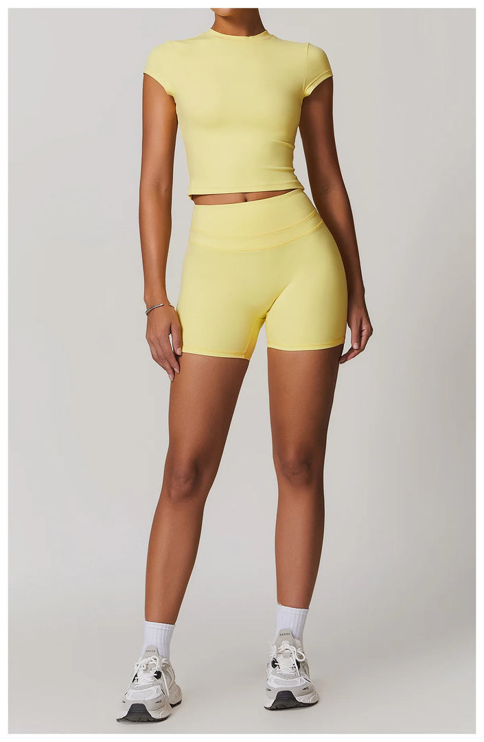 Performance Contoured Seamless Yoga Shirt Quick Dry