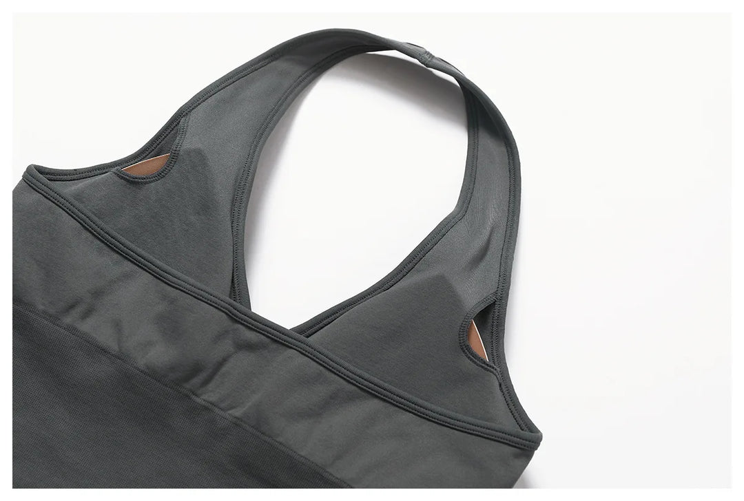 Luxurious Hanging Neck Seamless Sports Bra Nylon Spandex
