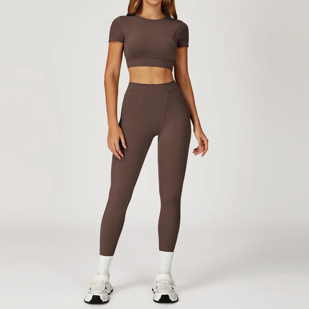 Two-Piece Contoured Breathable Yoga Set Leggings Silhouette