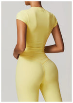 Load image into Gallery viewer, Performance Contoured Seamless Yoga Shirt Quick Dry
