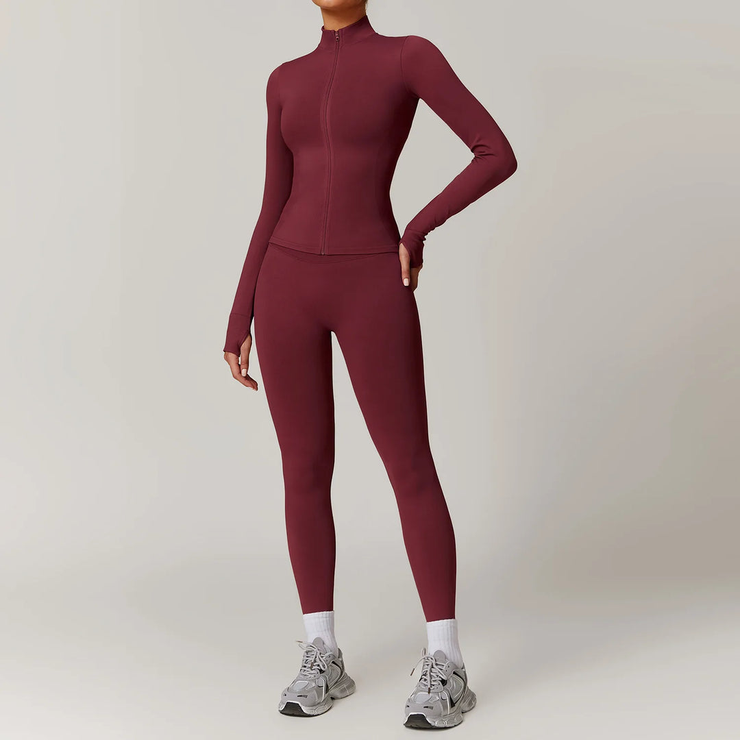 Seamless Contour Performance Yoga Ensemble