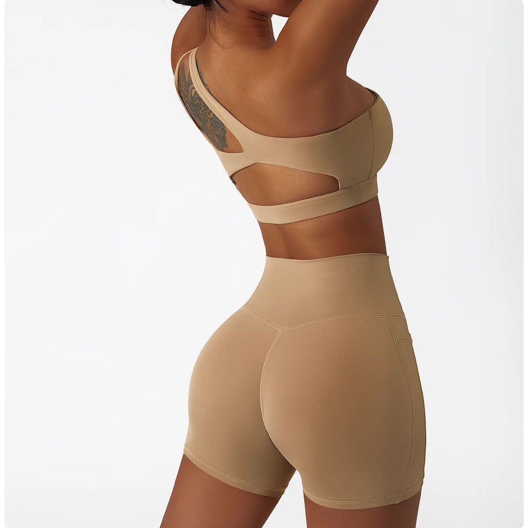 Two Piece Seamless Contour Trackwear Set for Performance