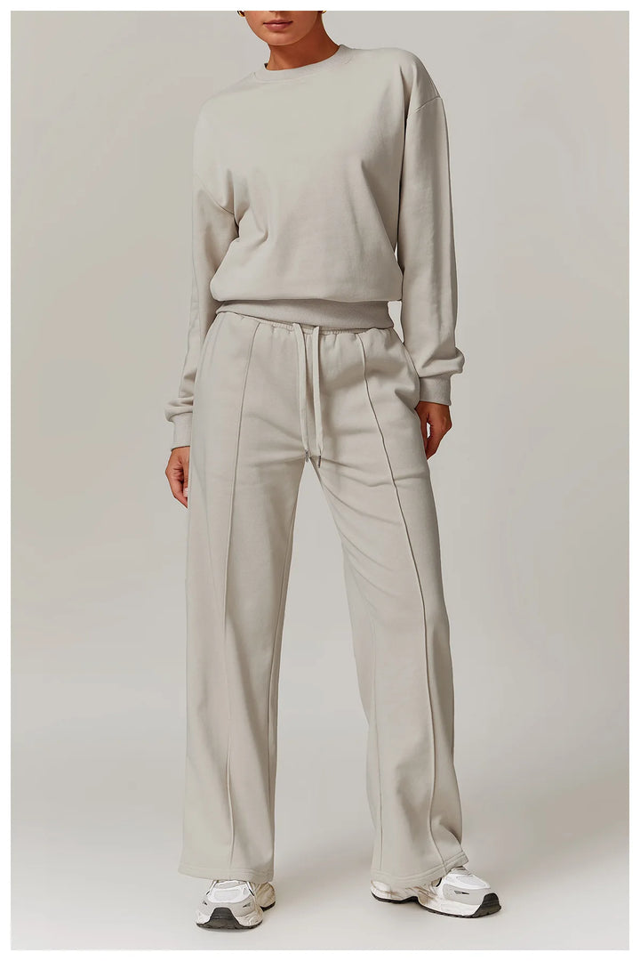 Luxurious Contoured 2 Piece Yoga Ensemble Performance