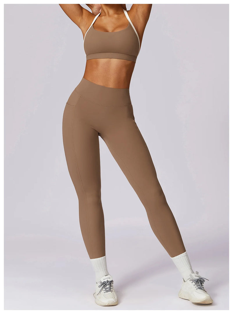 Contoured Halter Breathable Sport Bra Quick Dry Lift