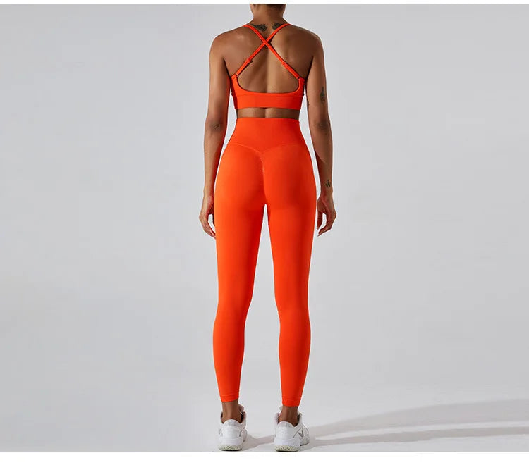 Seamless Performance Wear Set With High Waist Leggings