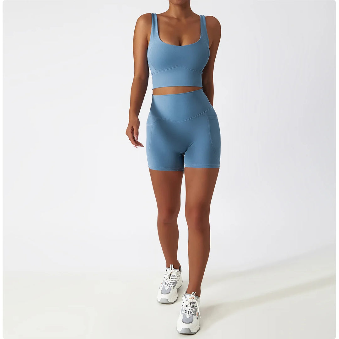 Two Piece Seamless Contour Trackwear Set for Performance