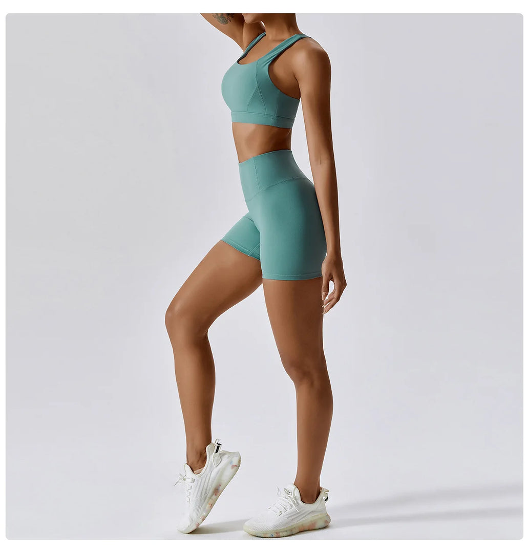 Contoured Two Piece Yoga Set With Ultra Breathable Leggings