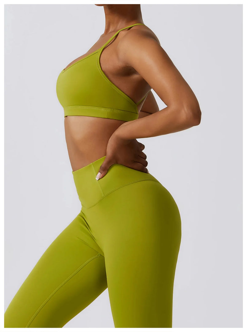 Contoured Interwoven Athleisure Long Sleeve Yoga Ensemble