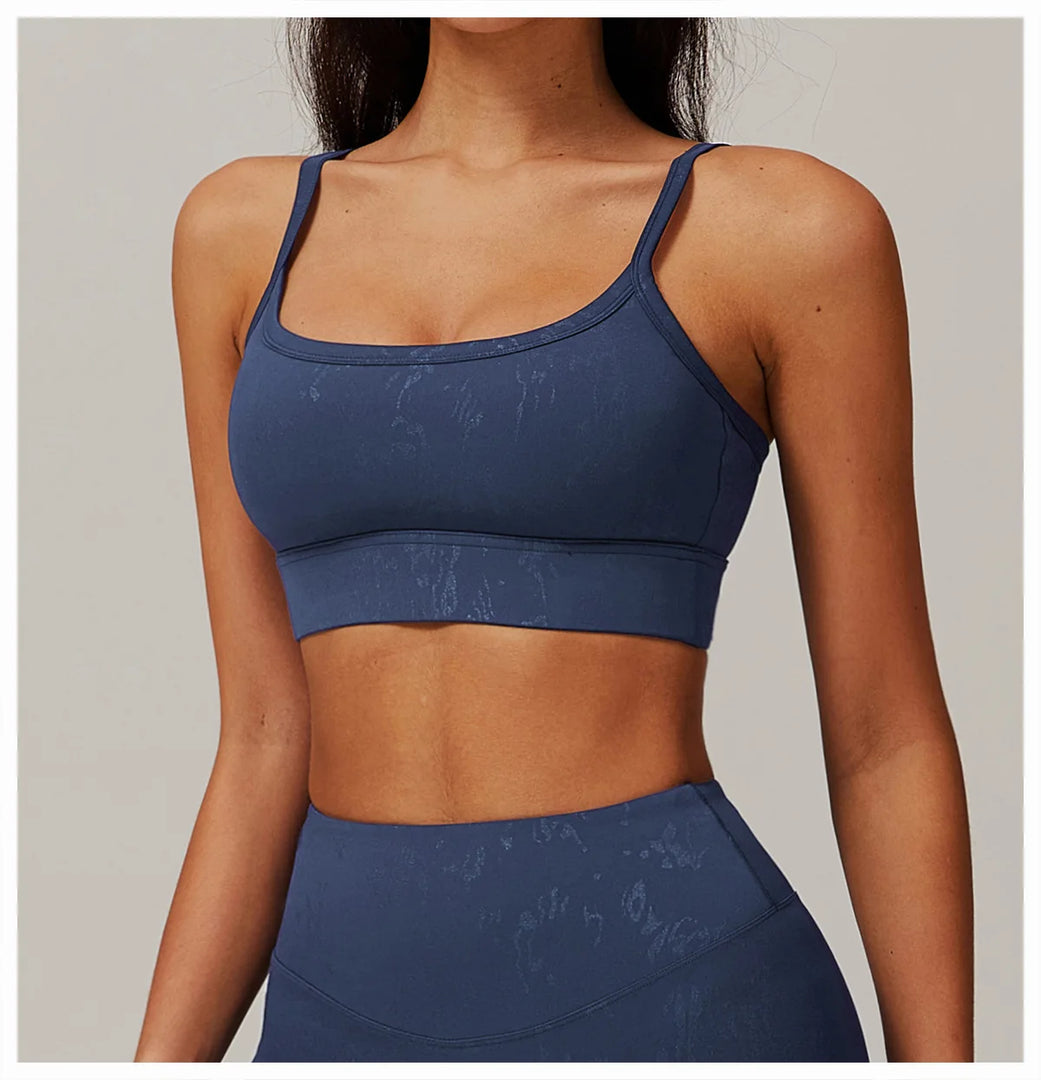 Contoured Seamless Push Up Top Breathable Performance