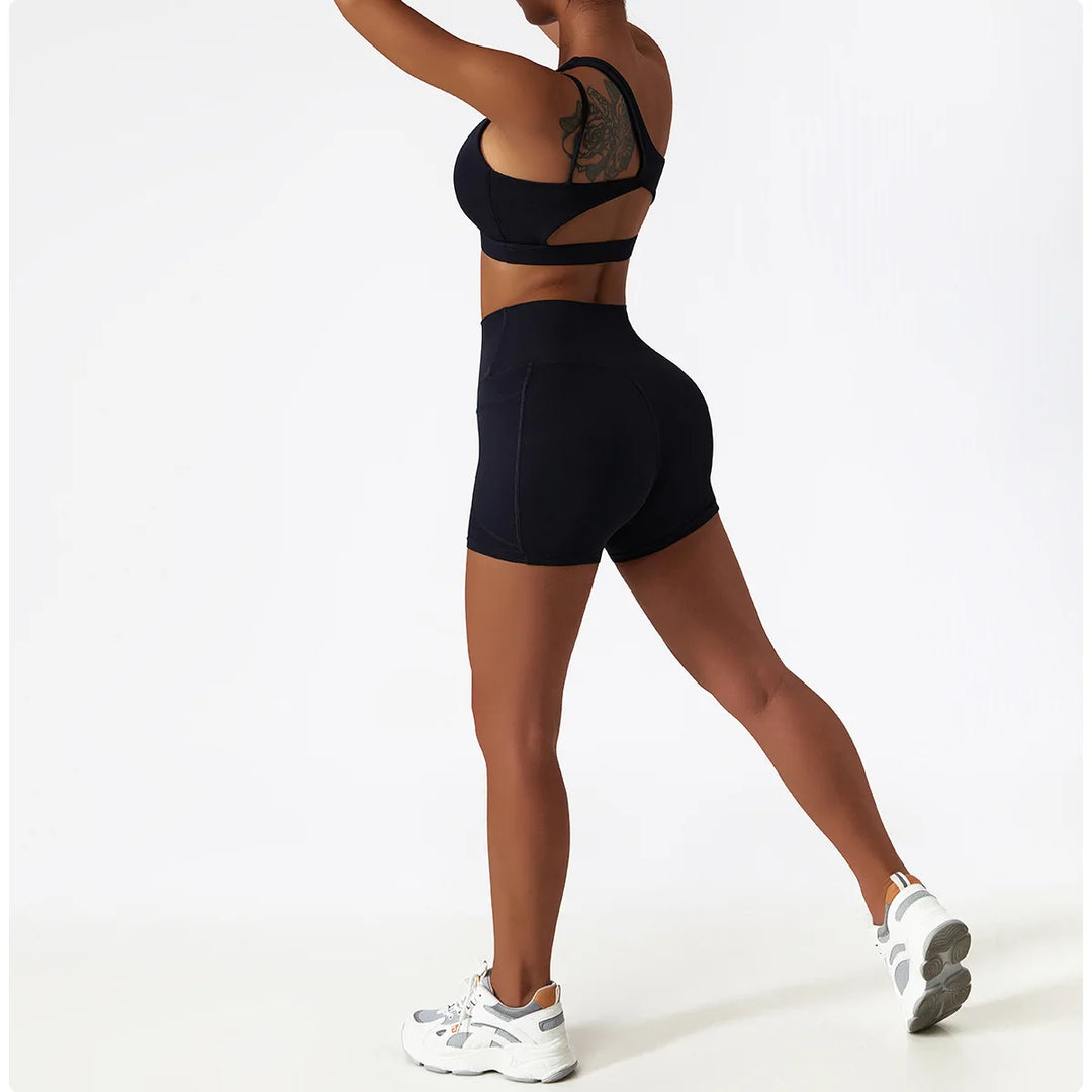 Two Piece Seamless Contour Trackwear Set for Performance