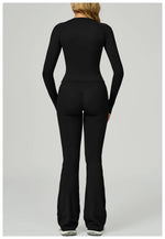 Load image into Gallery viewer, 2 Piece Contoured Breathable Yoga Ensemble Knitwear
