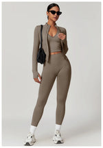 Load image into Gallery viewer, Seamless Contour Performance Fabric Two Piece Yoga Set
