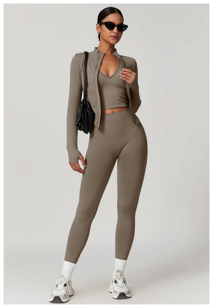 Seamless Contour Performance Fabric Two Piece Yoga Set