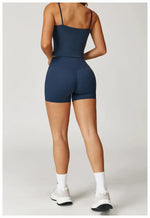 Load image into Gallery viewer, Breathable Seamless Padded Sports Bra For Yoga Studio
