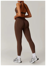 Load image into Gallery viewer, Seamless Contour Performance Yoga Ensemble
