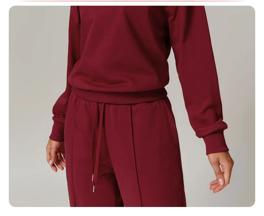 Luxurious Contoured 2 Piece Yoga Ensemble Performance