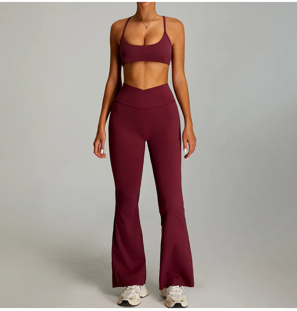 Luxurious Contoured Yoga Set Quick Drying Performance