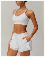 Load image into Gallery viewer, Premium Contoured Seamless Cross Back Performance Bra Pad
