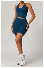 Load image into Gallery viewer, Seamless Contour Performance Fabric Two Piece Yoga Set
