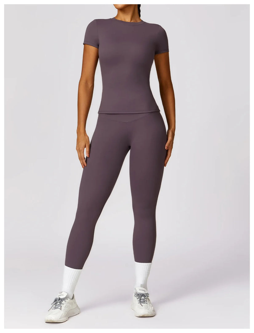 Contour Yoga Crop Top Seamless Performance Wear Edition