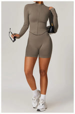Load image into Gallery viewer, Seamless Contour Yoga Top With Zippered Long Sleeve

