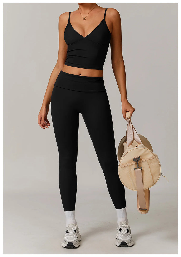 2 Piece Seamless Contour Yoga Set Nylon Spandex Blend