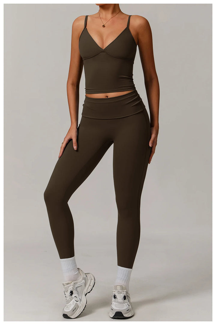 2 Piece Seamless Contour Yoga Set Nylon Spandex Blend