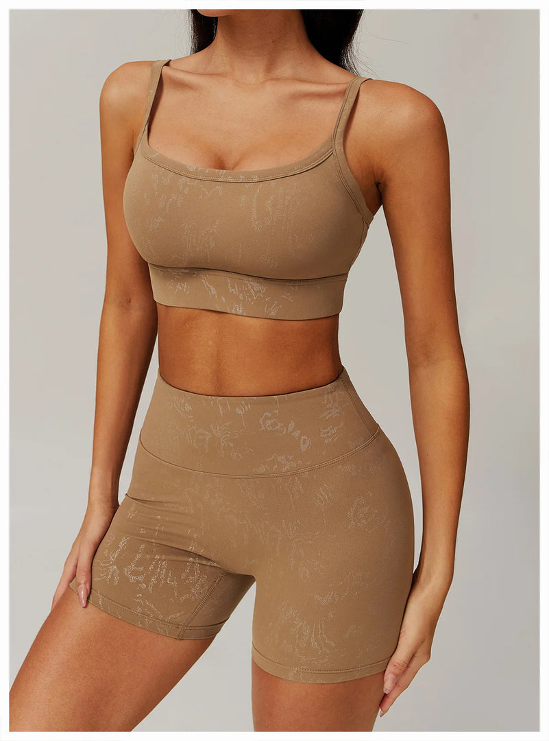 Contoured Seamless Push Up Top Breathable Performance