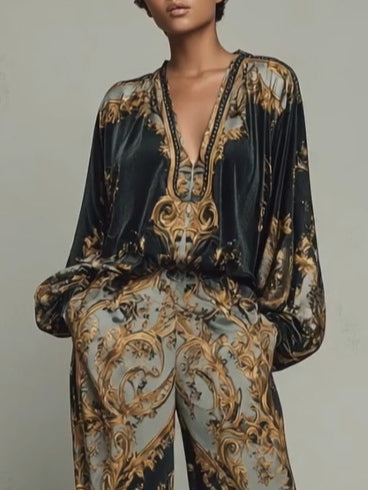 Women's Baroque Print Two Piece Set Wide Leg Trouser V-Neck Top