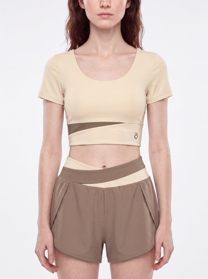 Amara Panelled Crop Yoga T-Shirt - In Khaki