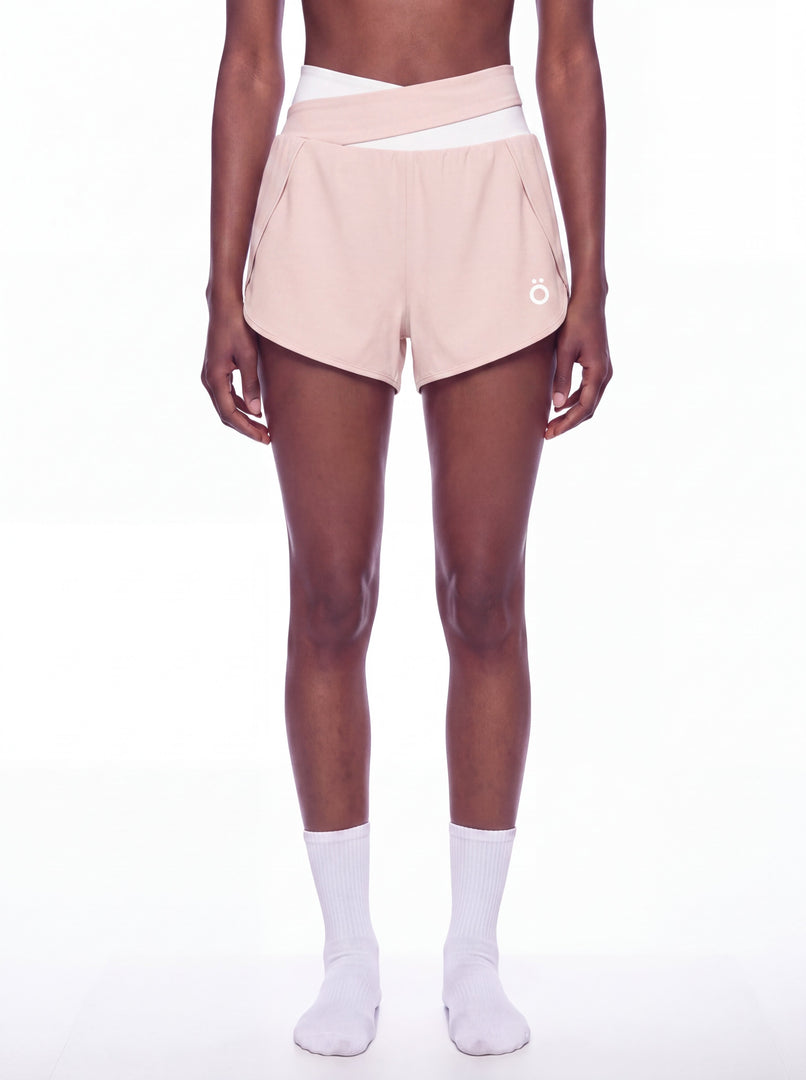 Cecilia Yoga Panelled Shorts - In Light Pink