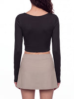 Load image into Gallery viewer, Celestia Panelled Long Sleeve Yoga T-Shirt - In Black
