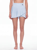 Load image into Gallery viewer, Iris Pleated Yoga Skort
