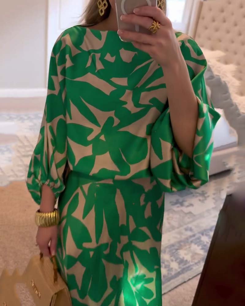 Women's Printed Skirt Set Round Neck Kimono Sleeve Relaxed Two Piece Style