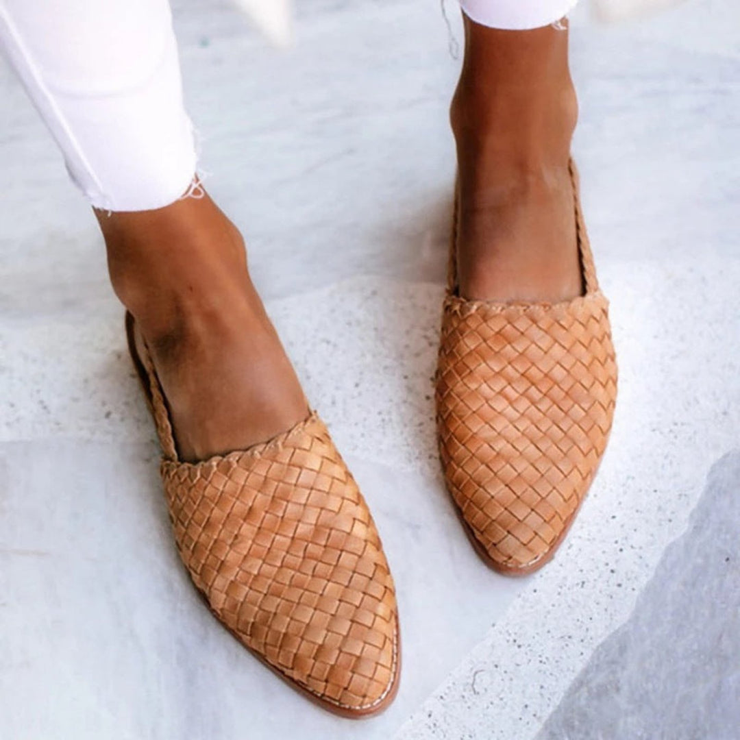 Women's Sandals Woven Leather Pointed Toe Slingback Flat Style